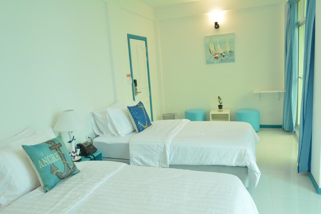 The Aquzz Hotel Hulhumalé Buitenkant foto